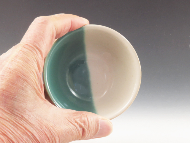 鳥取県のやきもの 牛ノ戸焼の酒器ぐい呑